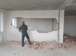 Выполнили демонтаж квартирных перегородок в Талдыкоргане.