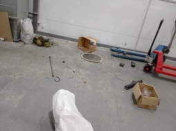 Работа разнорабочих на складе